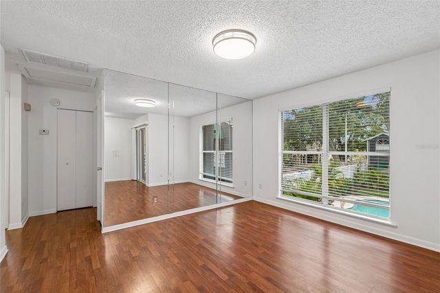 606 S ALBANY AVENUE 3, Tampa, FL 33606