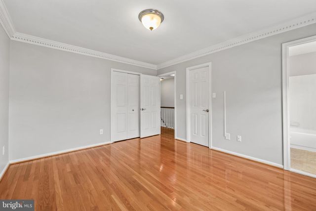 1104 N VERMONT ST, Arlington, VA 22201