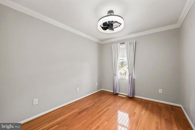 1104 N VERMONT ST, Arlington, VA 22201