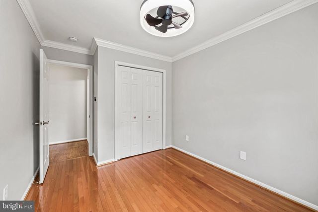 1104 N VERMONT ST, Arlington, VA 22201