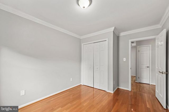 1104 N VERMONT ST, Arlington, VA 22201