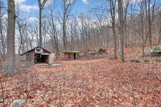 490 Depot Hill Road, Poughquag, NY 12570