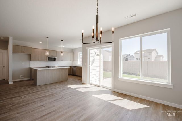 17677 N Boone Peak Ave, Nampa, ID 83687