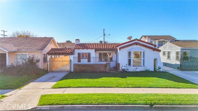 1618 W 80th, Los Angeles, CA 90047