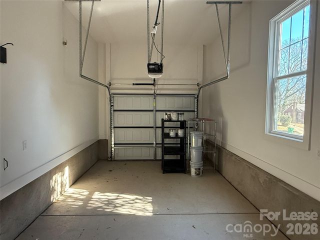 612 Ambassador Street, Charlotte, NC 28208