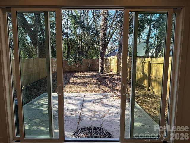 612 Ambassador Street, Charlotte, NC 28208