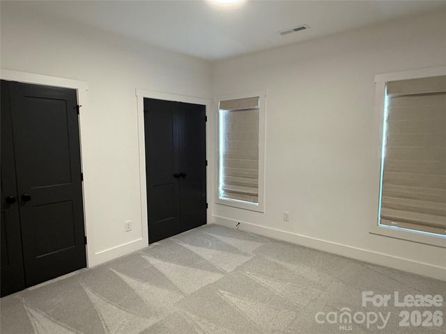 612 Ambassador Street, Charlotte, NC 28208