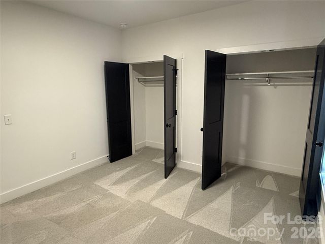 612 Ambassador Street, Charlotte, NC 28208