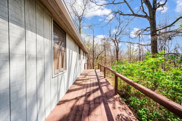 1374 Moccasin RD, Thaxton, VA 24174