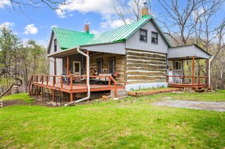 1374 Moccasin RD, Thaxton, VA 24174