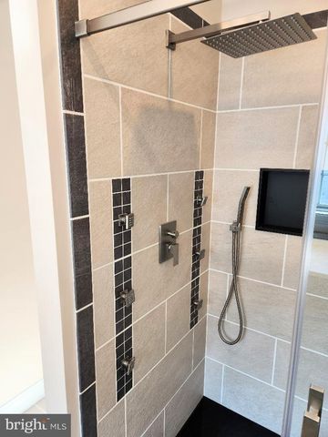 230 BANYAN DR, State College, PA 16801