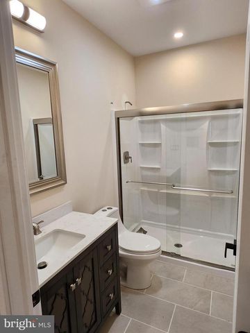 230 BANYAN DR, State College, PA 16801