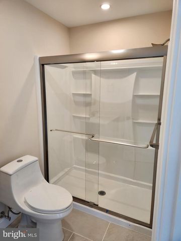 230 BANYAN DR, State College, PA 16801