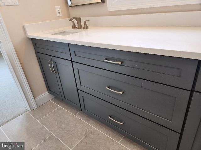 230 BANYAN DR, State College, PA 16801