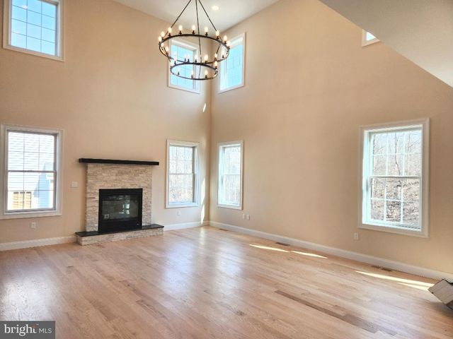 230 BANYAN DR, State College, PA 16801