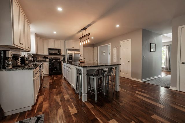 71 Ruby Lane, Mineral Bluff, GA 30559