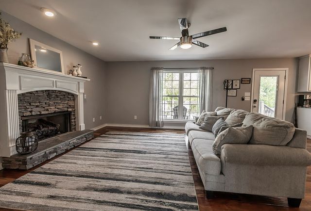 71 Ruby Lane, Mineral Bluff, GA 30559