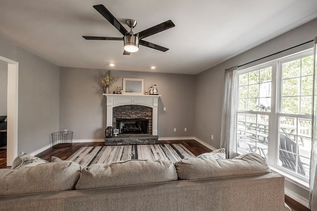 71 Ruby Lane, Mineral Bluff, GA 30559