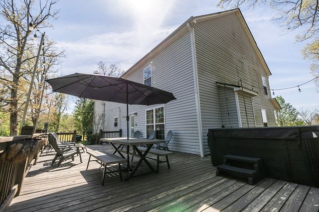 71 Ruby Lane, Mineral Bluff, GA 30559