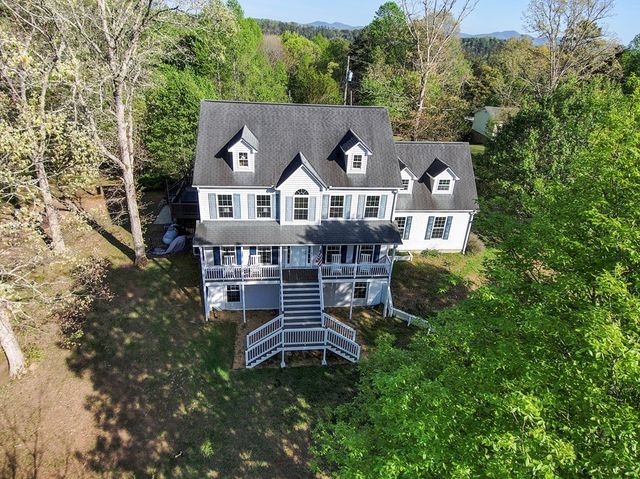 71 Ruby Lane, Mineral Bluff, GA 30559