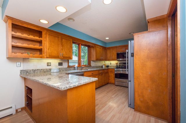 4609 Coffey Lane, Minneapolis, MN 55406