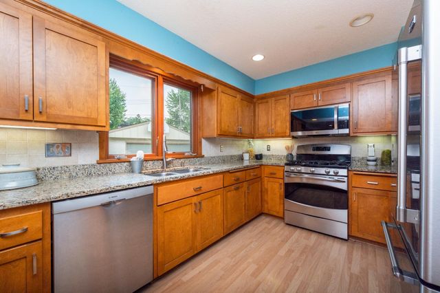 4609 Coffey Lane, Minneapolis, MN 55406