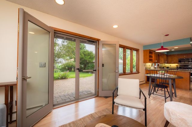 4609 Coffey Lane, Minneapolis, MN 55406