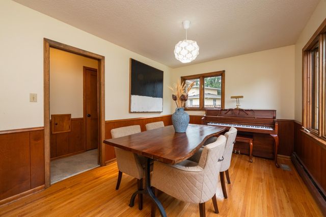 4609 Coffey Lane, Minneapolis, MN 55406