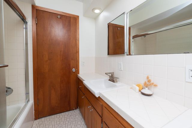 4609 Coffey Lane, Minneapolis, MN 55406