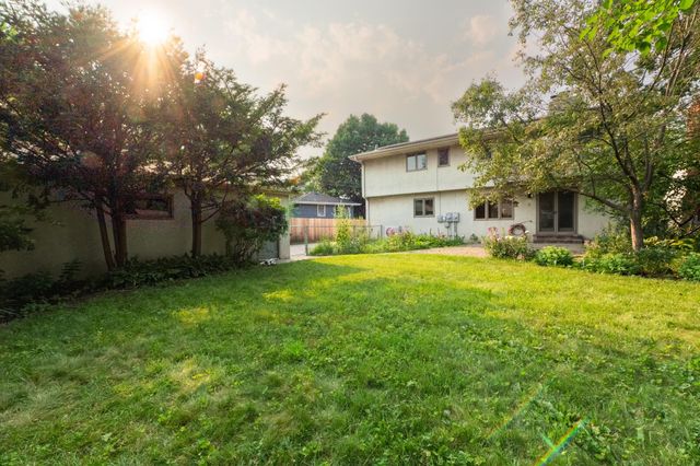 4609 Coffey Lane, Minneapolis, MN 55406