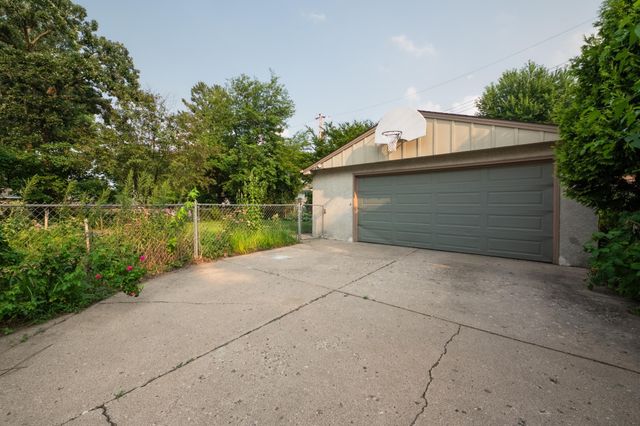 4609 Coffey Lane, Minneapolis, MN 55406