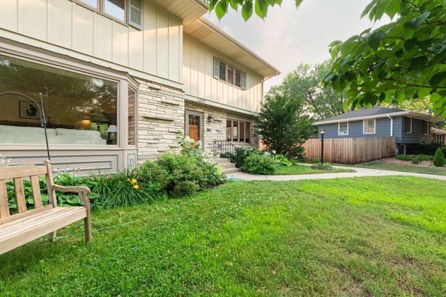4609 Coffey Lane, Minneapolis, MN 55406
