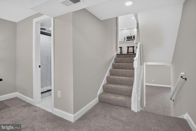 211 CHARLES ST, Rockville, MD 20850