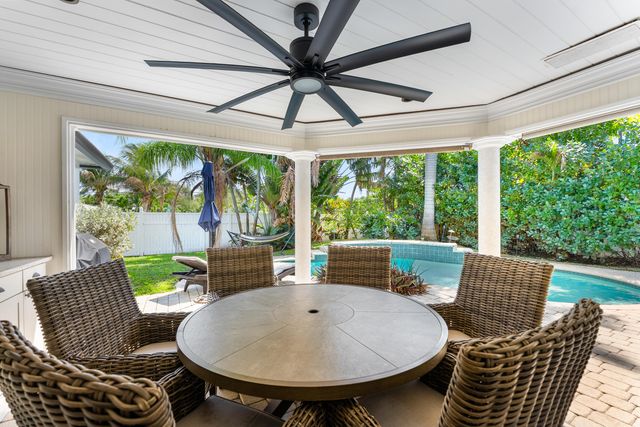 124 Bonnie Briar Lane, Delray Beach, FL 33444