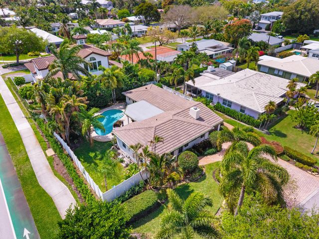 124 Bonnie Briar Lane, Delray Beach, FL 33444