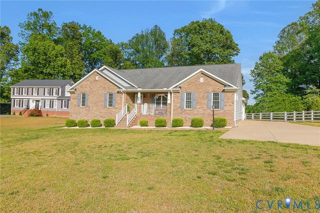 6513 Strawbank Dr, Hanover, VA 23116