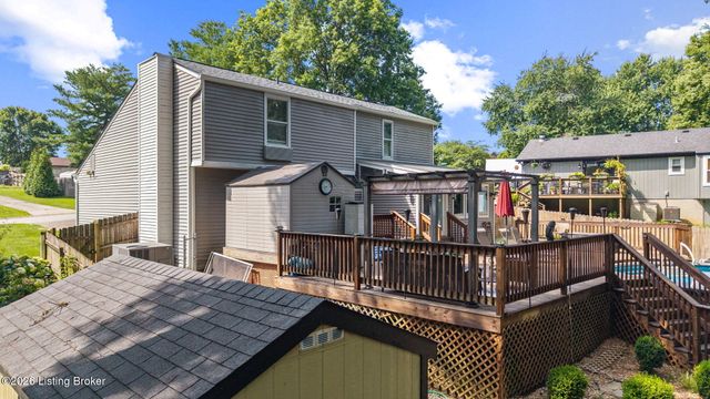2903 Raven Ct, Louisville, KY 40220