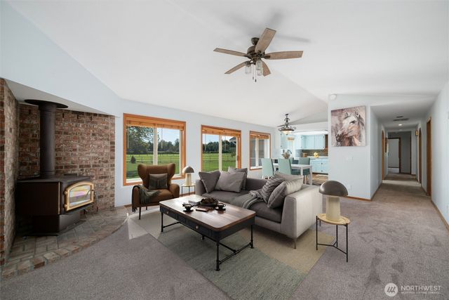 4355 Jones Rd, Sumas, WA 98295