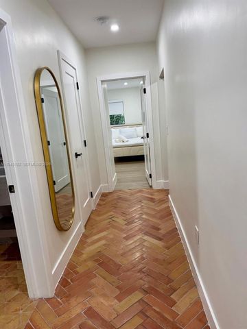 905 SW 13th Court, Miami, FL 33135