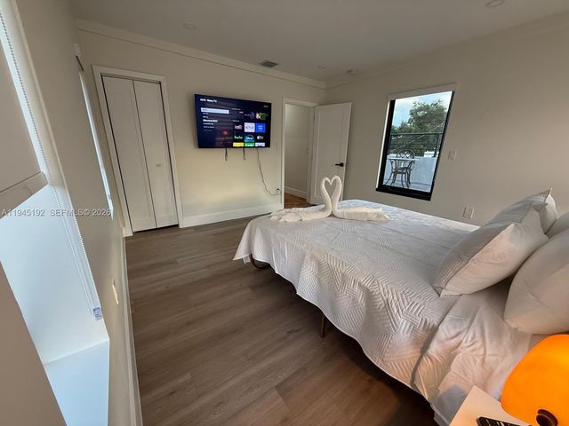 905 SW 13th Court, Miami, FL 33135
