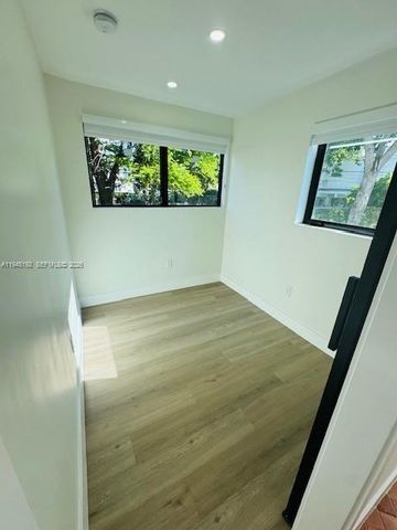 905 SW 13th Court, Miami, FL 33135