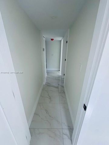 905 SW 13th Court, Miami, FL 33135