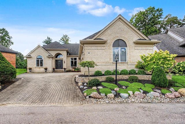 55 Pinehurst Place, Springboro, OH 45066