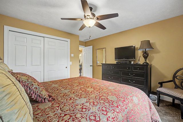 55 Pinehurst Place, Springboro, OH 45066