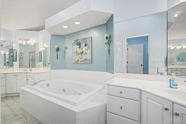 55 Pinehurst Place, Springboro, OH 45066