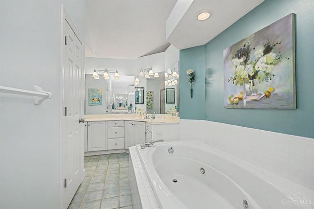 55 Pinehurst Place, Springboro, OH 45066