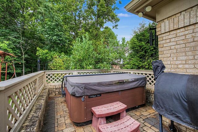55 Pinehurst Place, Springboro, OH 45066