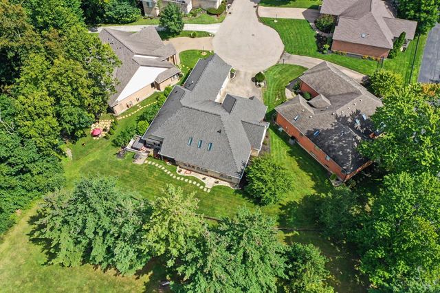 55 Pinehurst Place, Springboro, OH 45066