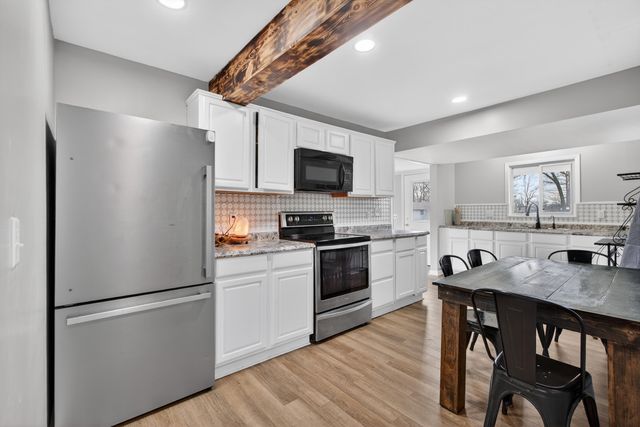 10568 Woodbrook Drive, Somerset Twp, MI 49233