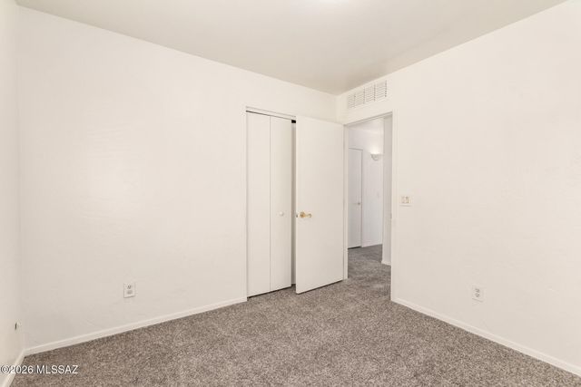 1379 W Via Rio Blanco, Tucson, AZ 85714